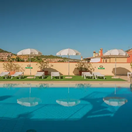 Stylish Le Fontane 1 Bedroom Sleeps 4 Person-no6887 Appartement Villasimius