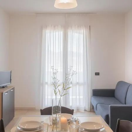 Stylish Le Fontane 1 Bedroom Sleeps 4 Person-no6887 Appartement *