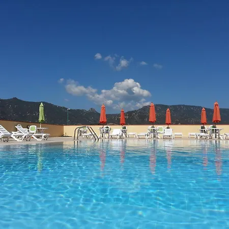 Appartement Stylish Le Fontane 1 Bedroom Sleeps 4 Person-no6887 Villasimius