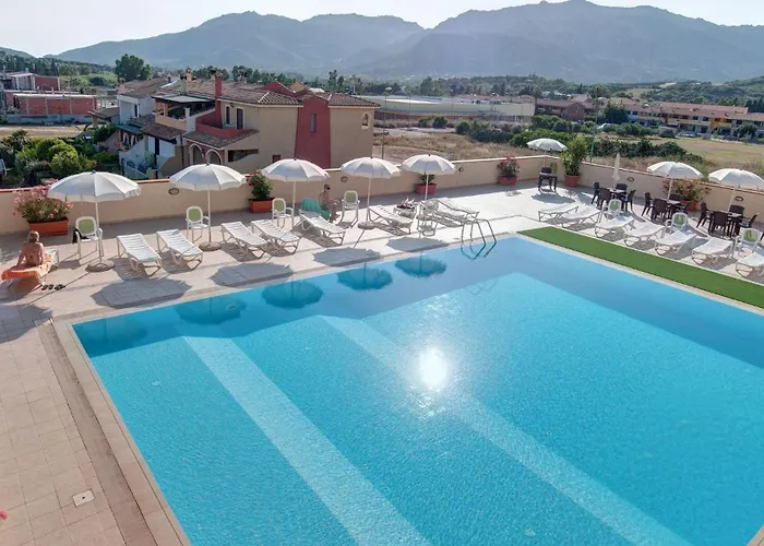 公寓 Stylish Le Fontane 1 Bedroom Sleeps 4 Person-no6887 *